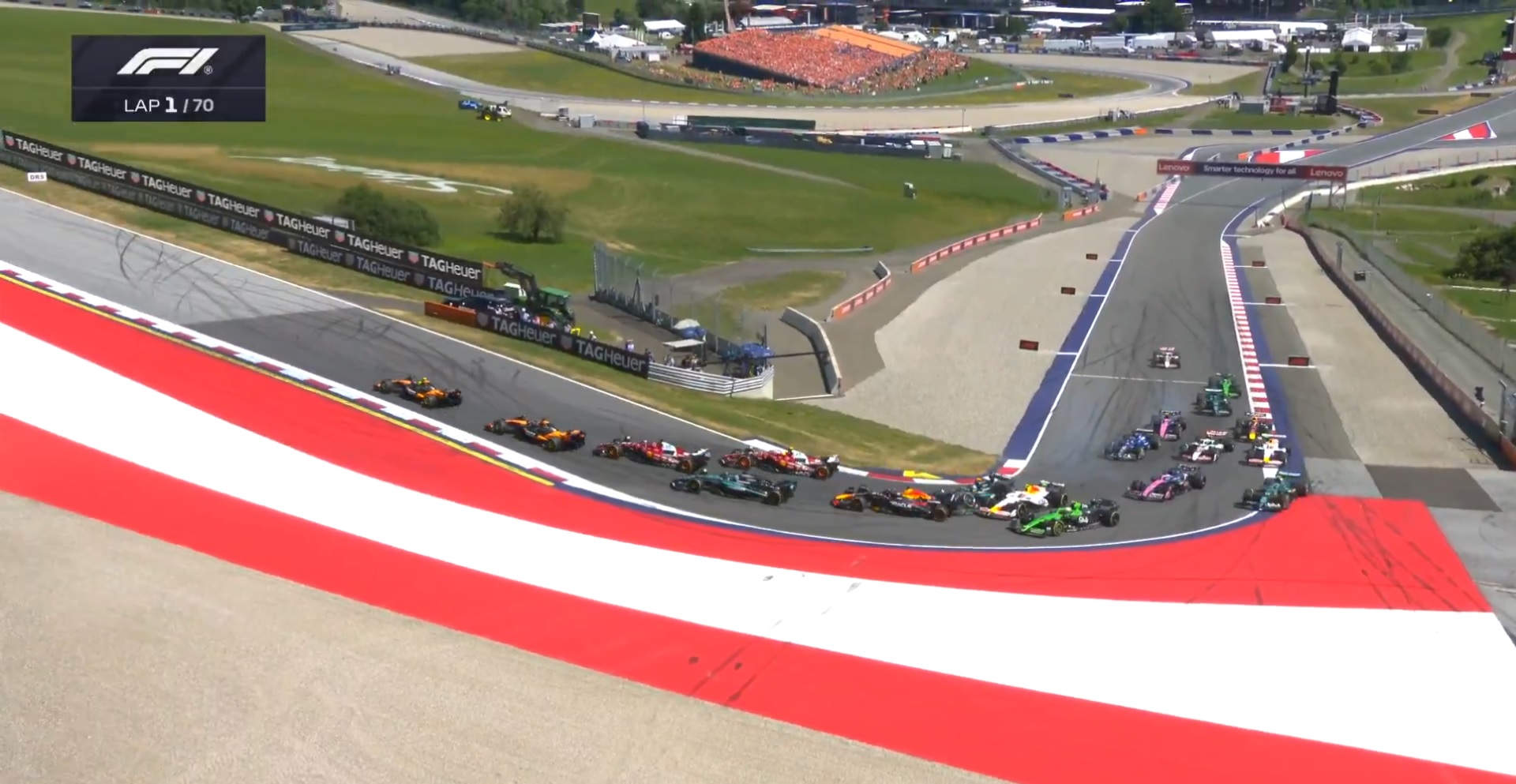 Verstappen bancó a Antonelli tras el choque en Austria: “Nadie hace algo así a propósito”