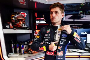 "Son tonterías": Guenther Steiner destroza el rumor de Max Verstappen a McLaren y le deja un aviso Guenther Steiner explica por qué Max Verstappen unirse a McLaren no tiene sentido